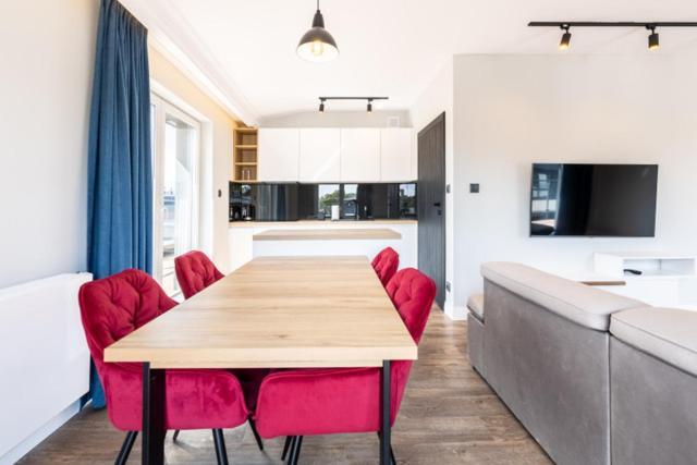Leeloo Lejlighedshotel Człuchów Eksteriør billede